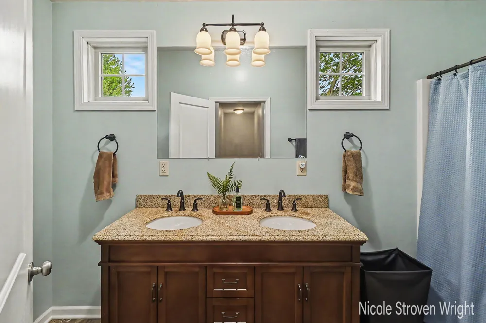1191 W Dexter Trail Mason, MI 48854