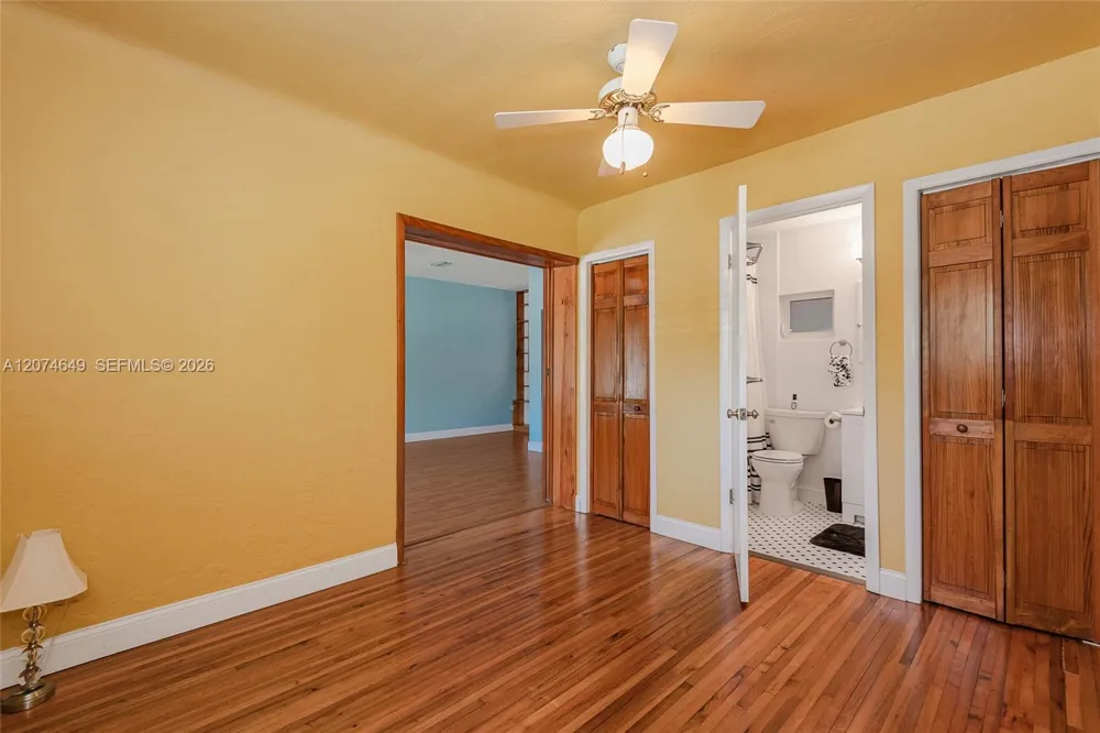 989 Eastward Dr Miami Springs, FL 33166