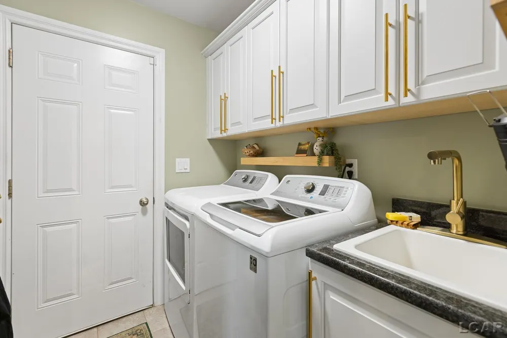 1020 Ridgeview Drive Tecumseh City, MI 49286