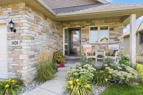 1020 Ridgeview Drive