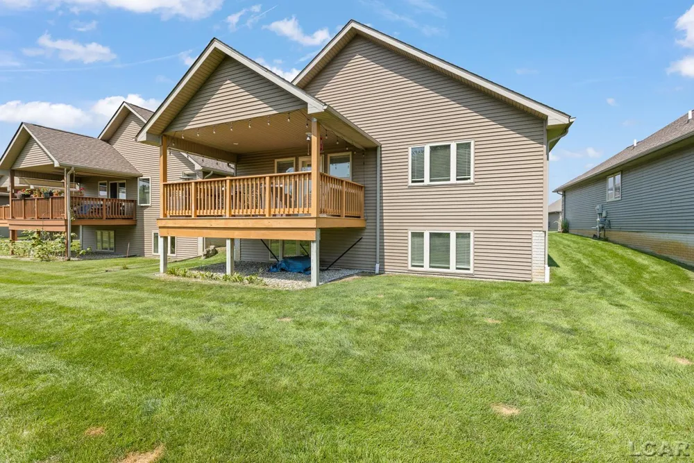 1020 Ridgeview Drive Tecumseh City, MI 49286