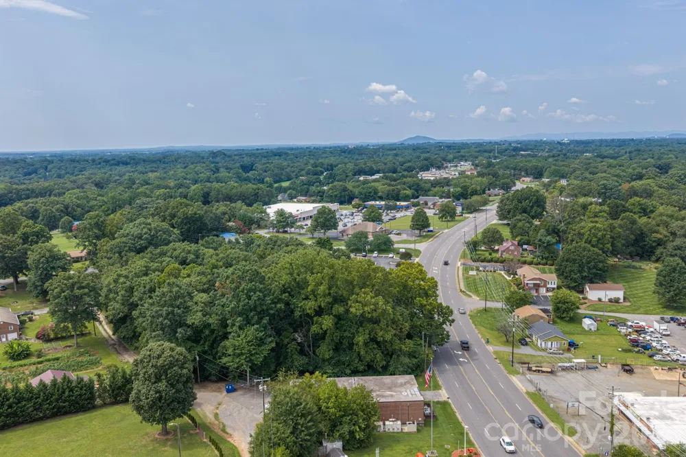 00 Springs Road NE Hickory, NC 28601