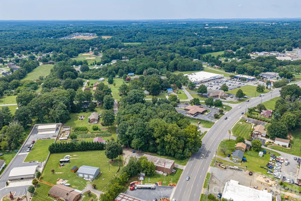00 Springs Road NE Hickory, NC 28601