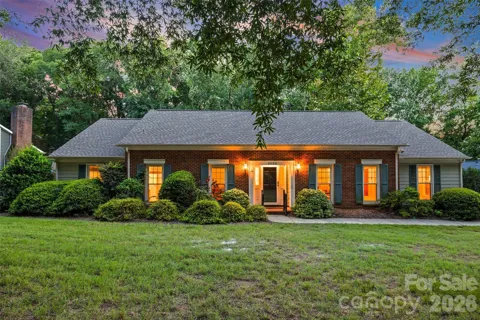 4030 Foxmoor Drive
