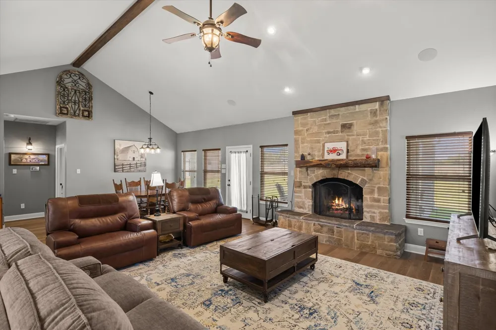 190 Vz County Road 2108 Canton, TX 75103
