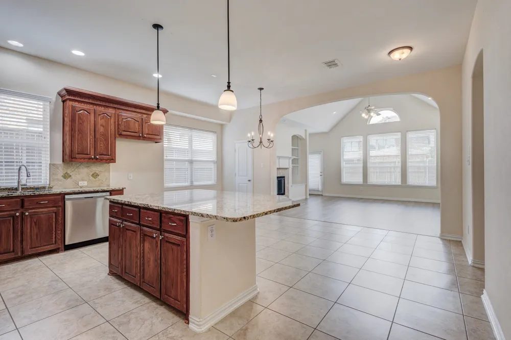 3102 Clearfork Trail Frisco, TX 75034