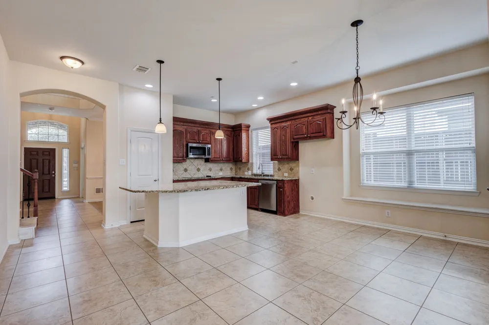 3102 Clearfork Trail Frisco, TX 75034