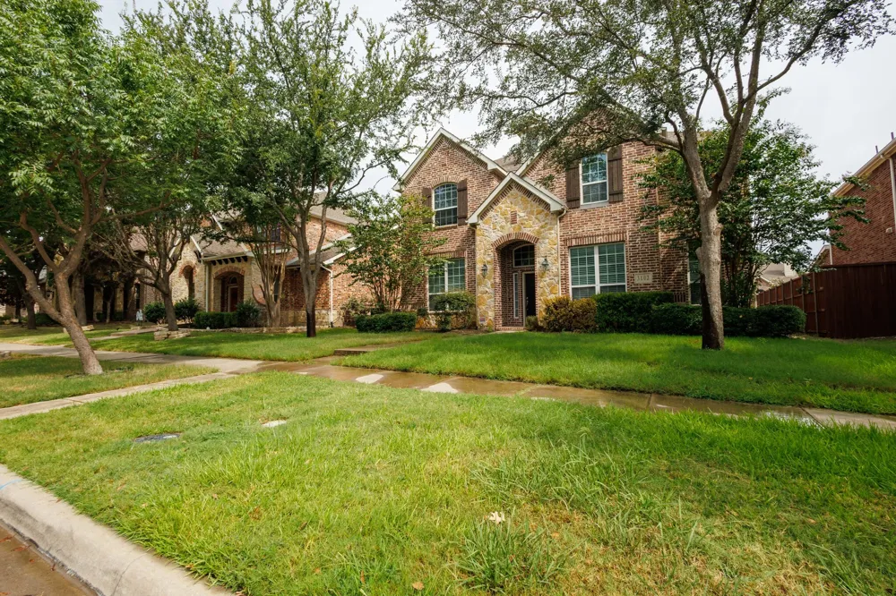 3102 Clearfork Trail Frisco, TX 75034