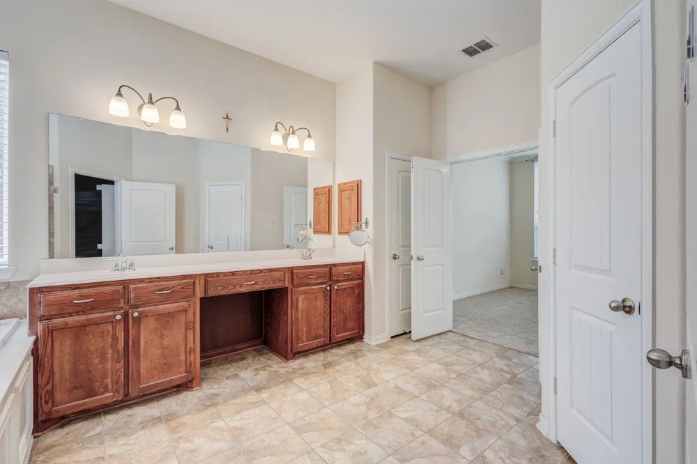 3102 Clearfork Trail Frisco, TX 75034