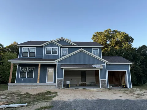 Grand Vista Drive