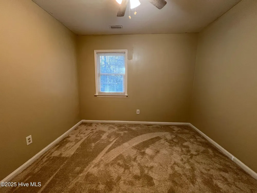 136 Marlene Drive Jacksonville, NC 28546