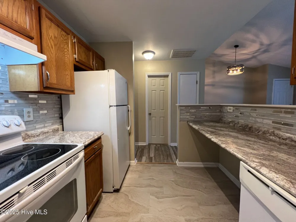 136 Marlene Drive Jacksonville, NC 28546