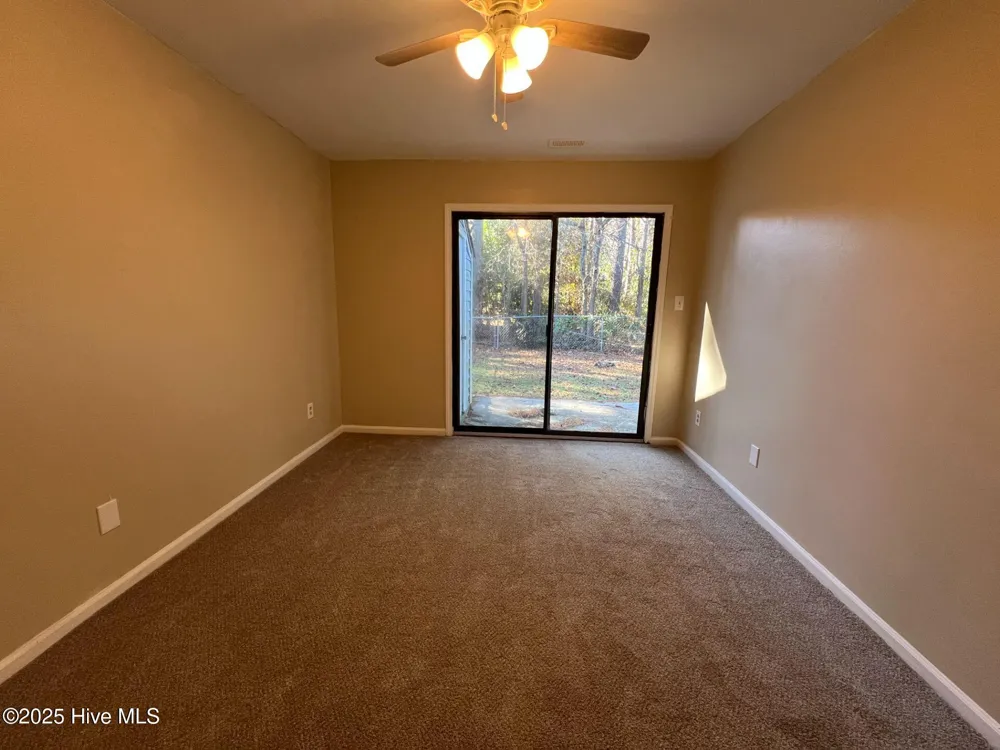 136 Marlene Drive Jacksonville, NC 28546