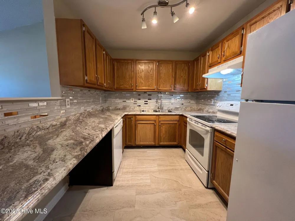 136 Marlene Drive Jacksonville, NC 28546