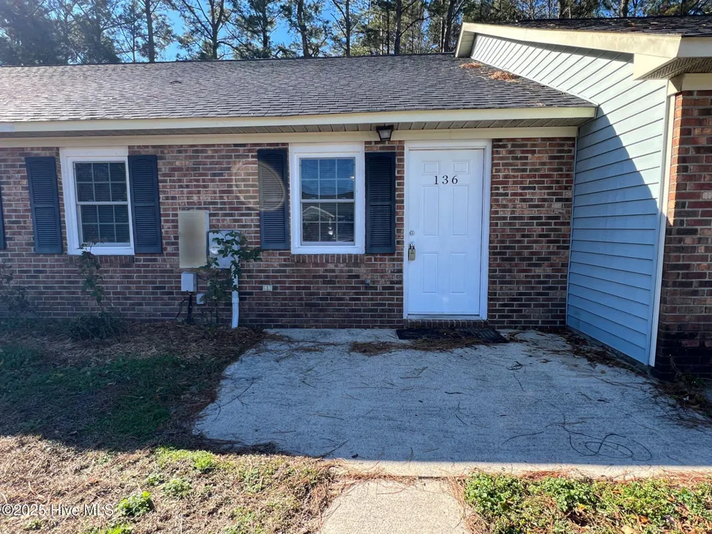 136 Marlene Drive Jacksonville, NC 28546