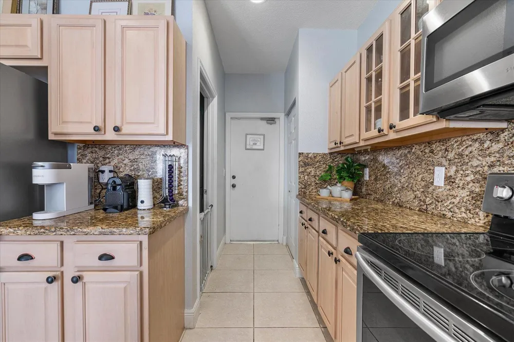 16871 SW 5th Court Weston, FL 33326