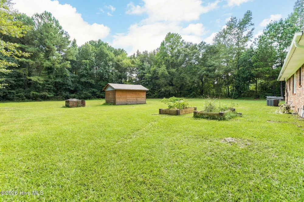254 Harrell Road Burgaw, NC 28425