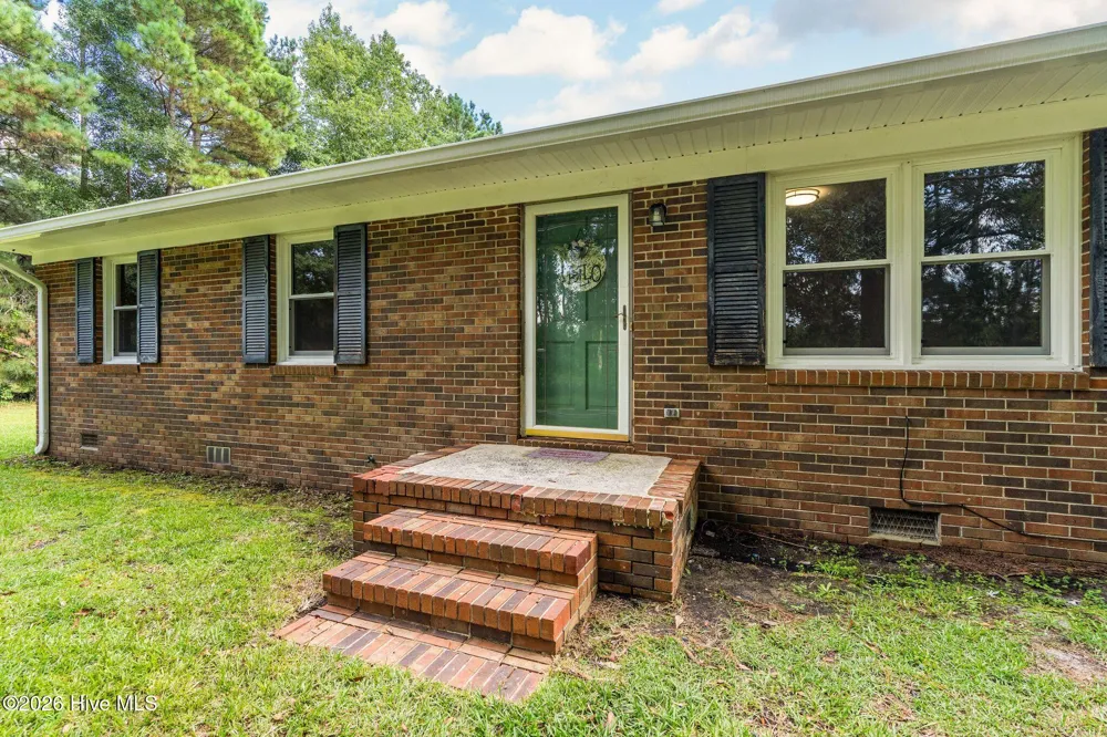 254 Harrell Road Burgaw, NC 28425