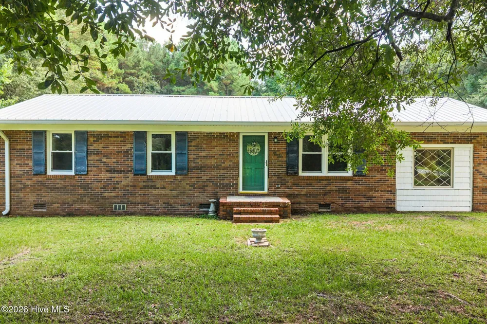 254 Harrell Road Burgaw, NC 28425