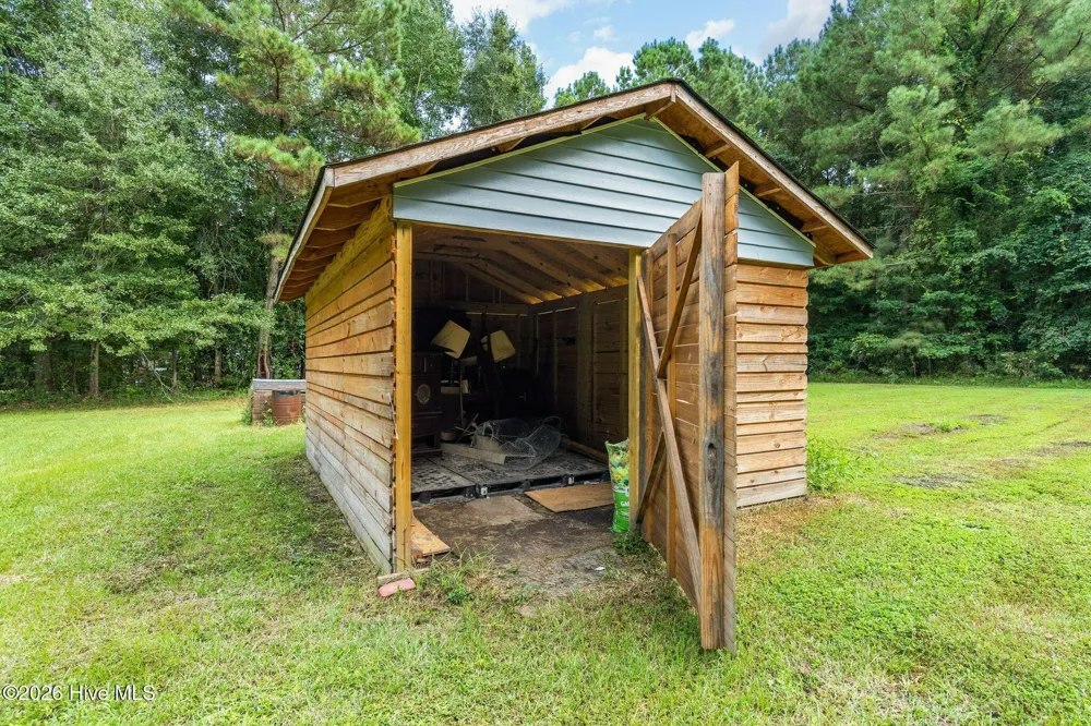 254 Harrell Road Burgaw, NC 28425