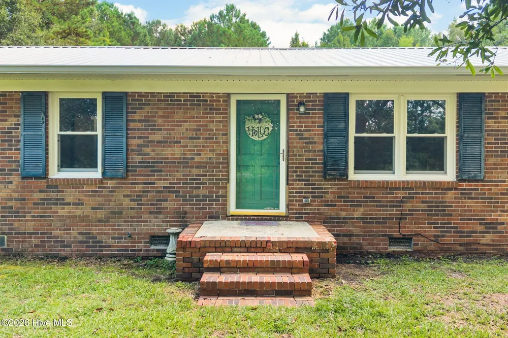 254 Harrell Road Burgaw, NC 28425