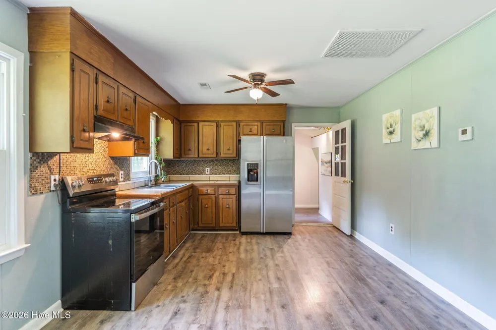 254 Harrell Road Burgaw, NC 28425