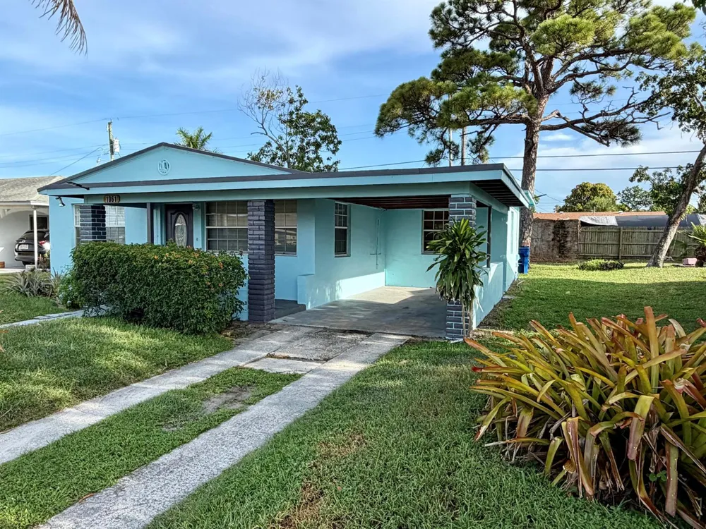 1061 W 4TH STREET Riviera Beach, FL 33404