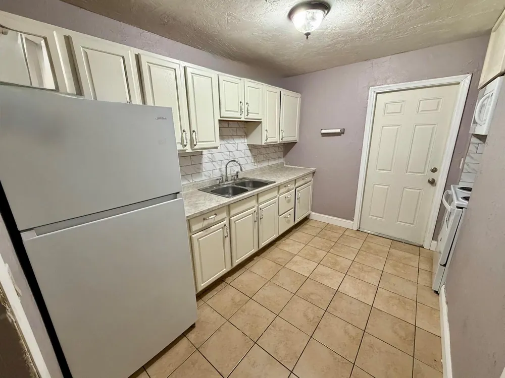 1061 W 4TH STREET Riviera Beach, FL 33404