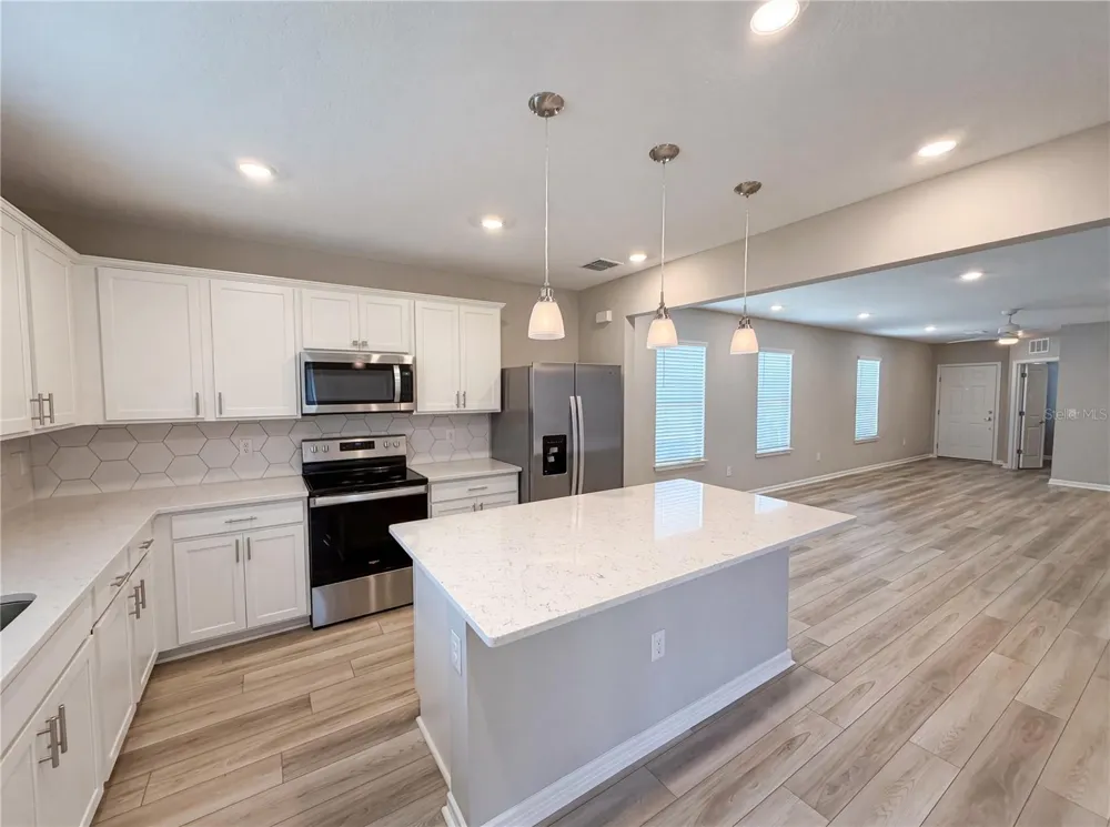 8332 SW 54TH LOOP ocala, FL 34481