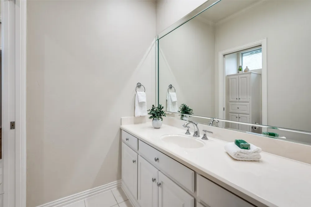 6526 Star Creek Frisco, TX 75034