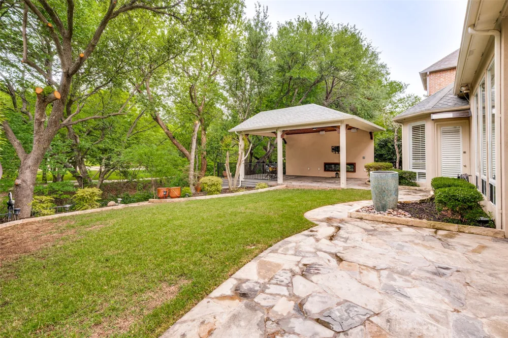 6526 Star Creek Frisco, TX 75034