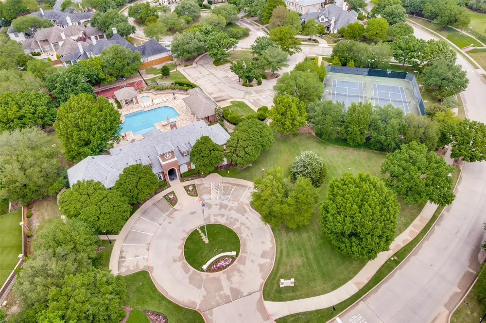 6526 Star Creek Frisco, TX 75034