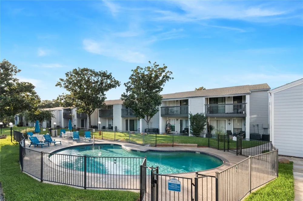 13151 Walden Road #161 Montgomery, TX 77356