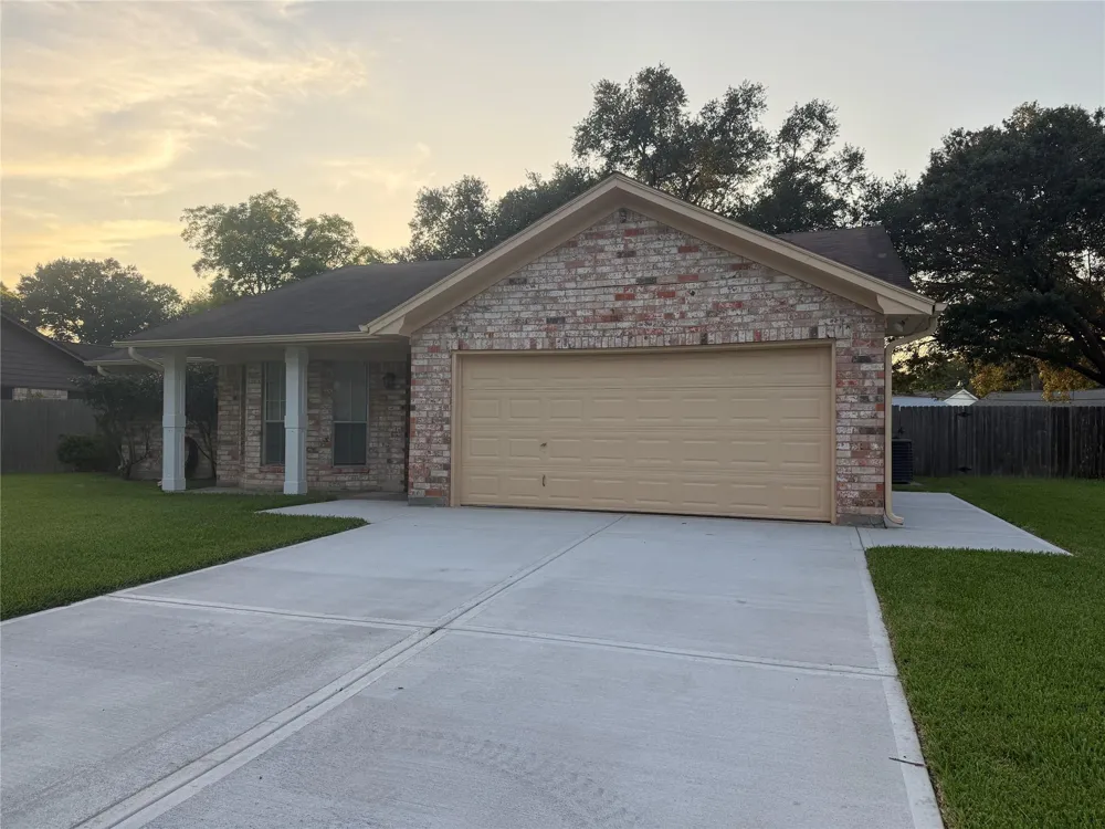 3815 Avenue R Rosenberg, TX 77471