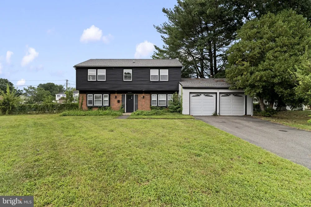 17 TILLMAN LANE Willingboro, NJ 08046