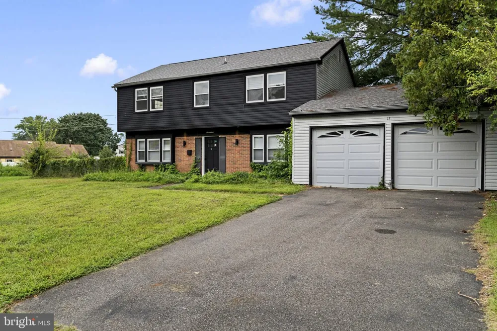 17 TILLMAN LANE Willingboro, NJ 08046