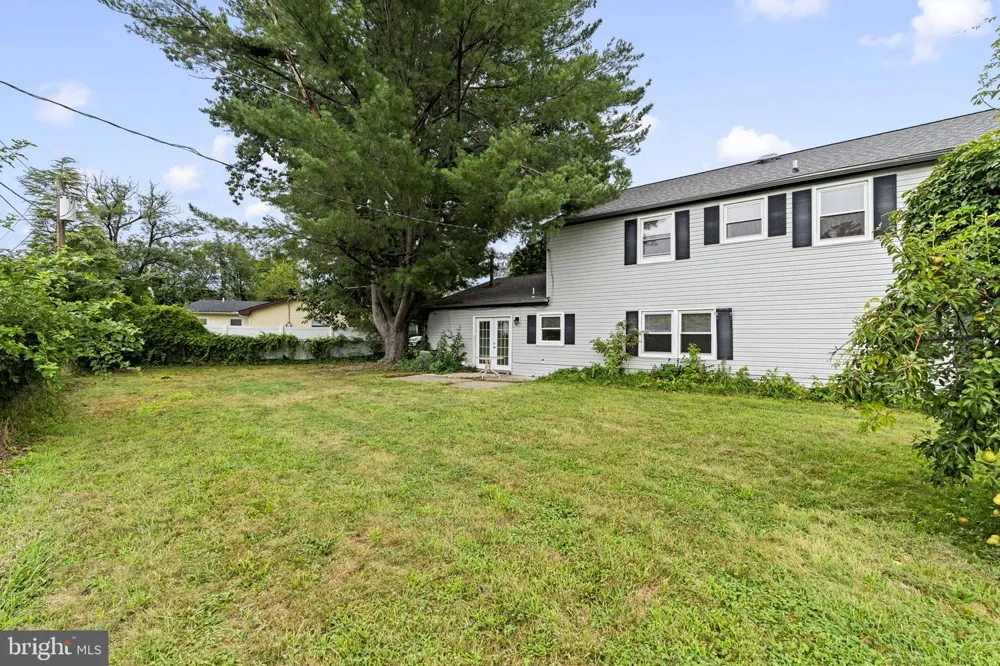 17 TILLMAN LANE Willingboro, NJ 08046