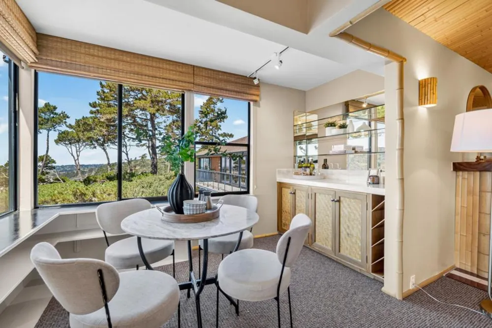 37 Del Mesa Carmel Carmel, CA 93923
