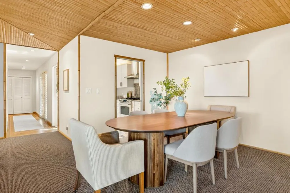 37 Del Mesa Carmel Carmel, CA 93923