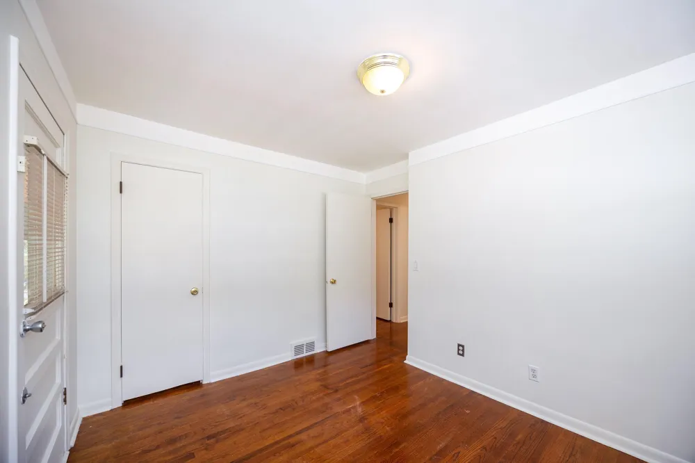 711 Kayser Avenue Royal Oak, MI 48067
