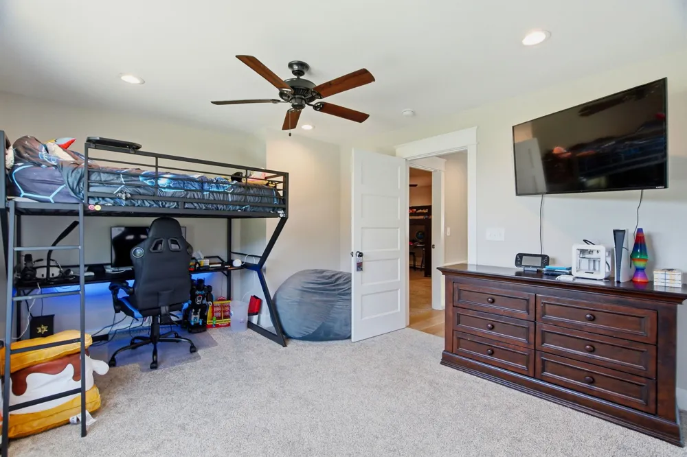 8934 Cedar Grove Rd Cross Plains, TN 37049