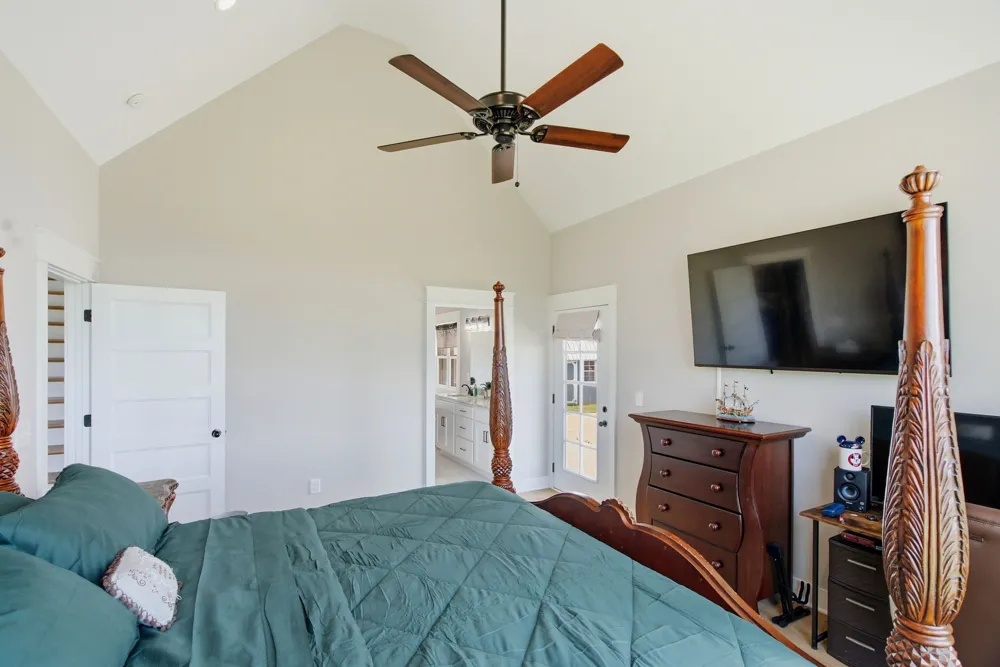 8934 Cedar Grove Rd Cross Plains, TN 37049