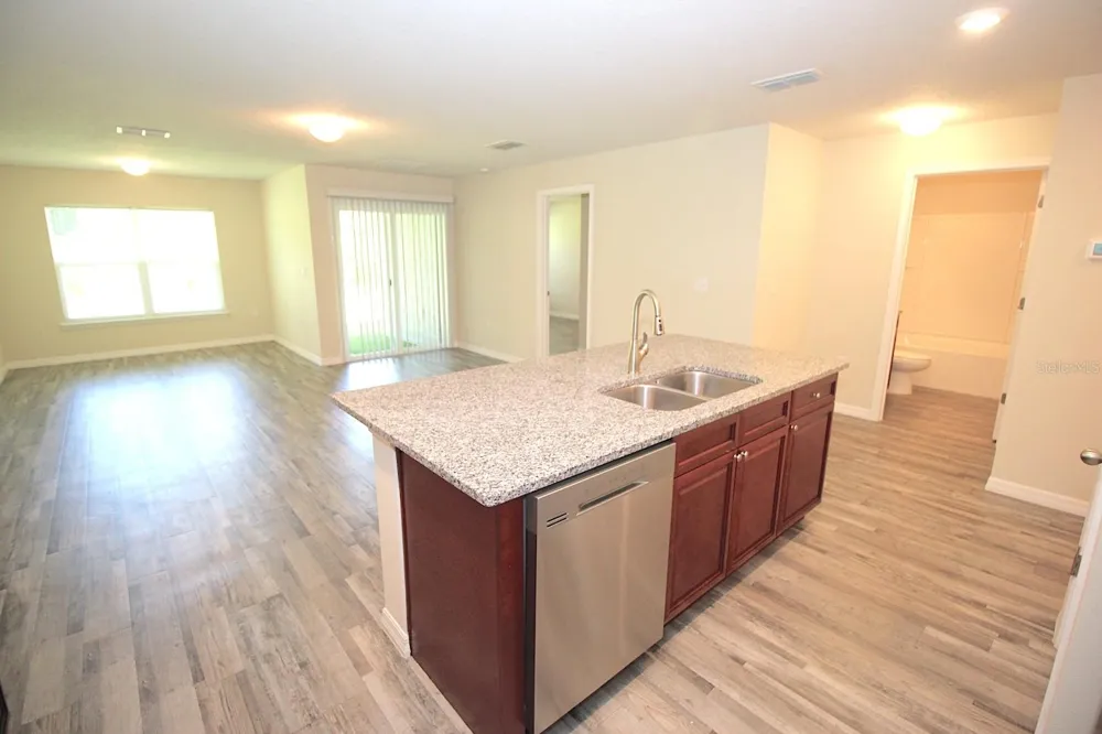 155 ULLIAN TRAIL #B Palm Coast, FL 32164