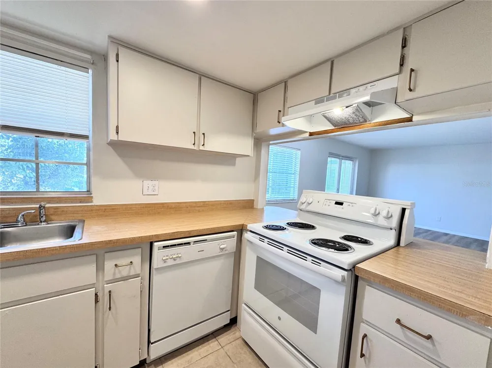 1000 S SEMORAN BOULEVARD #305 Winter Park, FL 32792