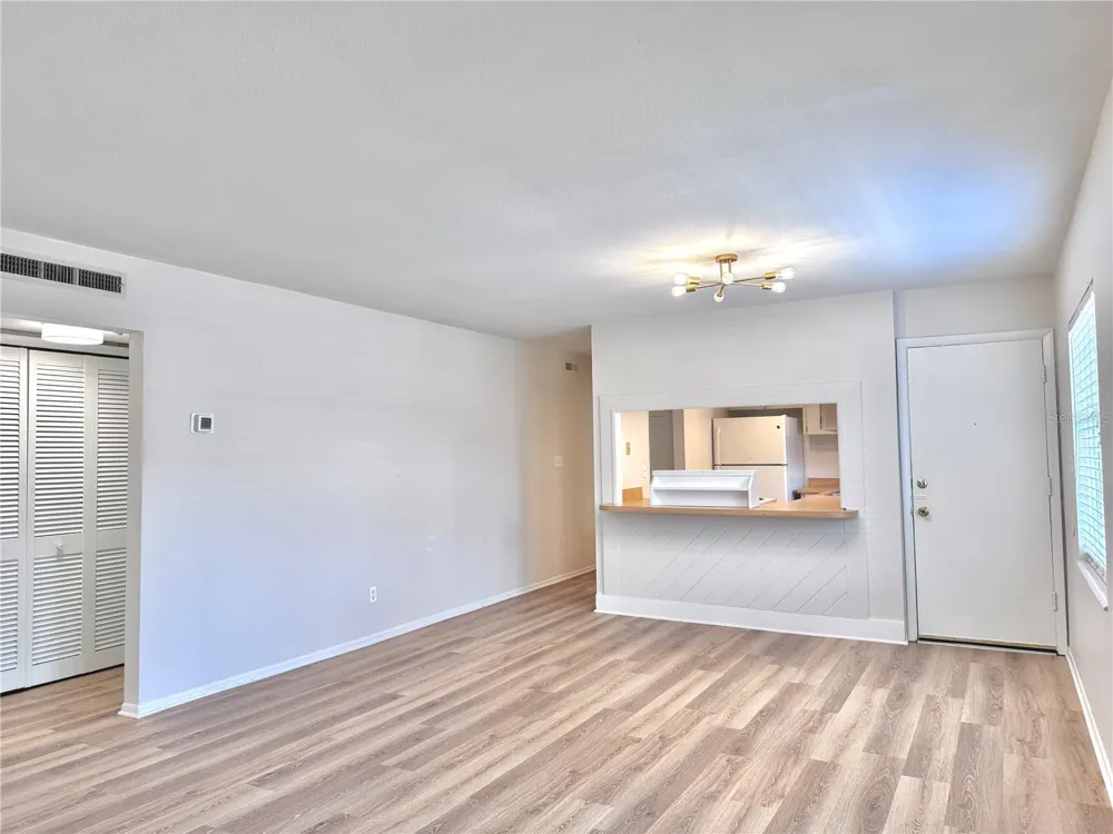 1000 S SEMORAN BOULEVARD #305 Winter Park, FL 32792