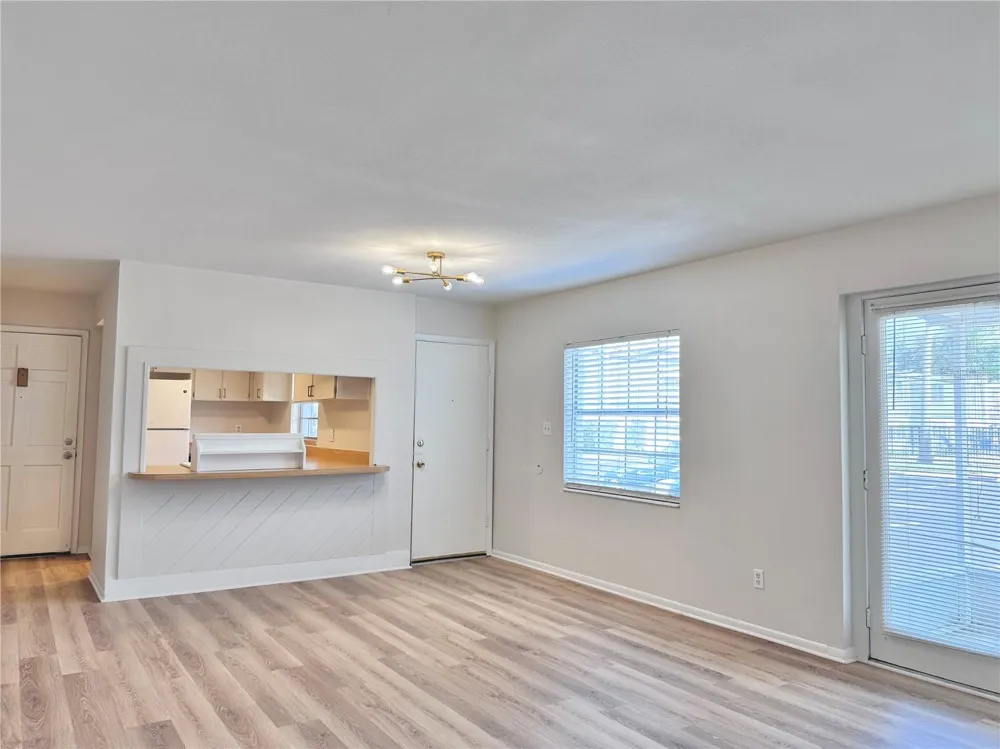 1000 S SEMORAN BOULEVARD #305 Winter Park, FL 32792
