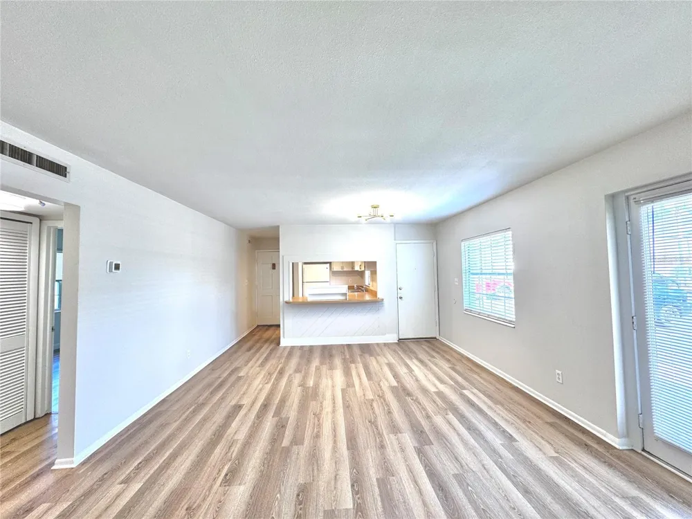 1000 S SEMORAN BOULEVARD #305 Winter Park, FL 32792