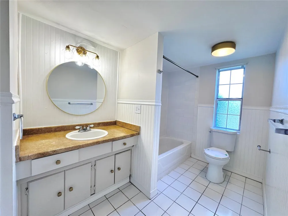 1000 S SEMORAN BOULEVARD #305 Winter Park, FL 32792