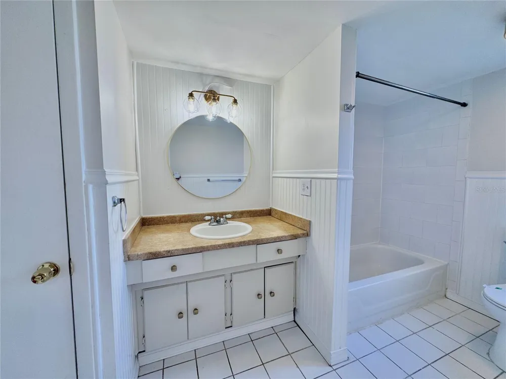 1000 S SEMORAN BOULEVARD #305 Winter Park, FL 32792