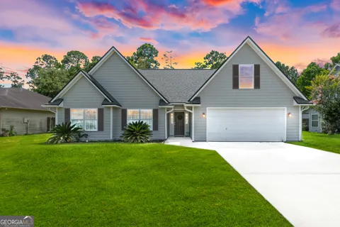 411 Creekside DR